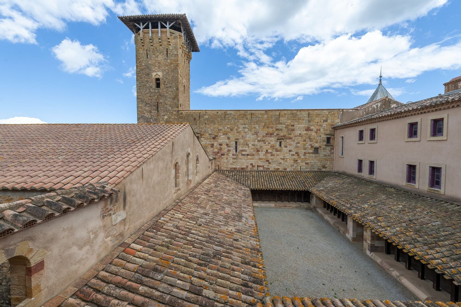 château 40 Pièces en vente sur BIZANET (11200)