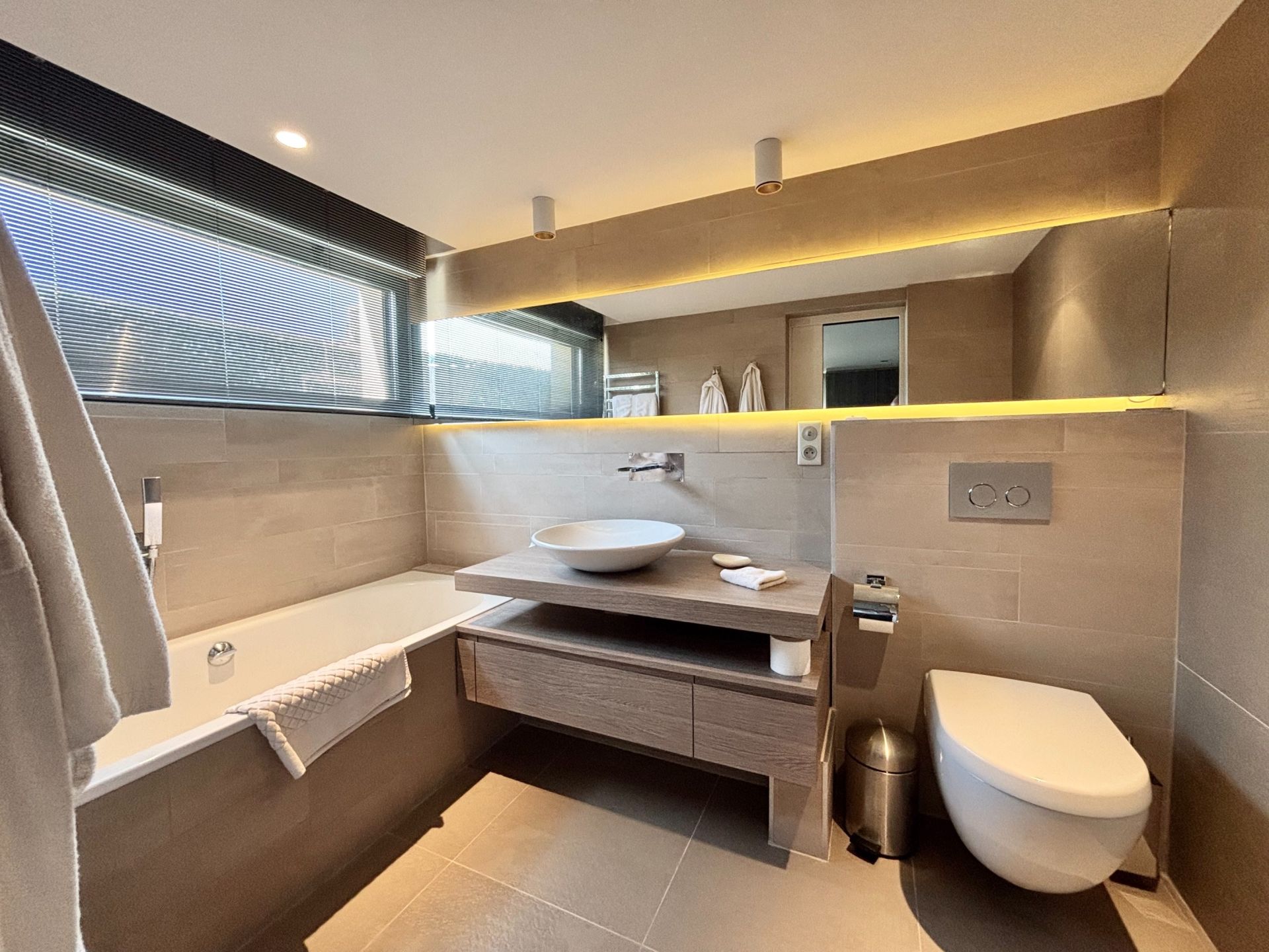 maison de luxe 7 Pièces en vente sur VILLERS SUR MER (14640)
