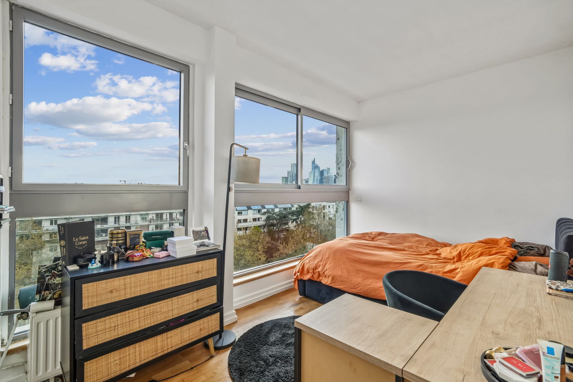 luxury apartment 4 Rooms for sale on NEUILLY SUR SEINE (92200)