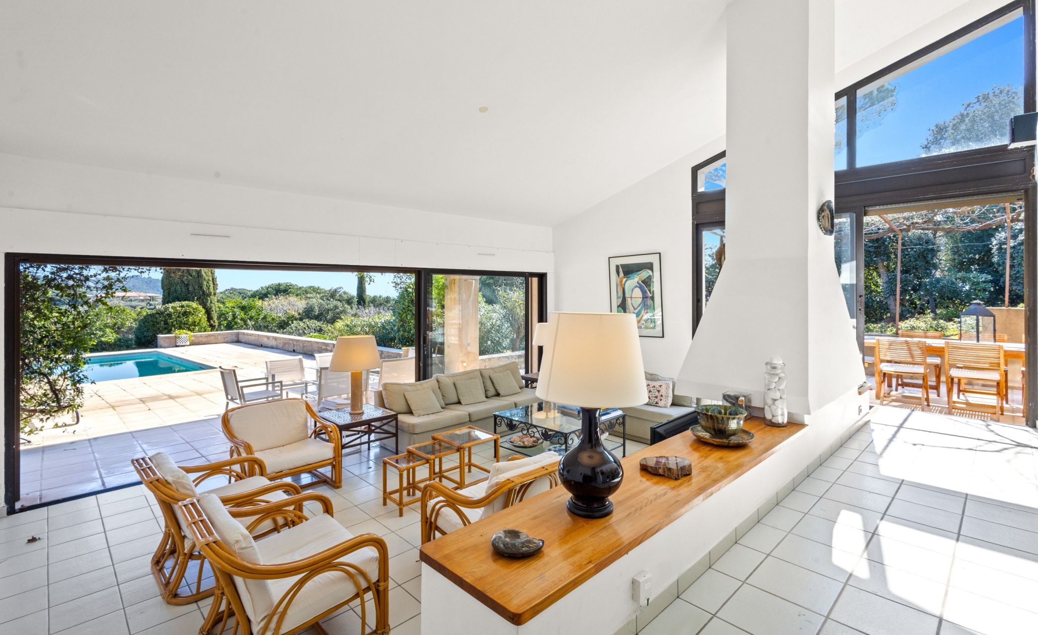 luxury villa 6 Rooms for sale on RAMATUELLE (83350)