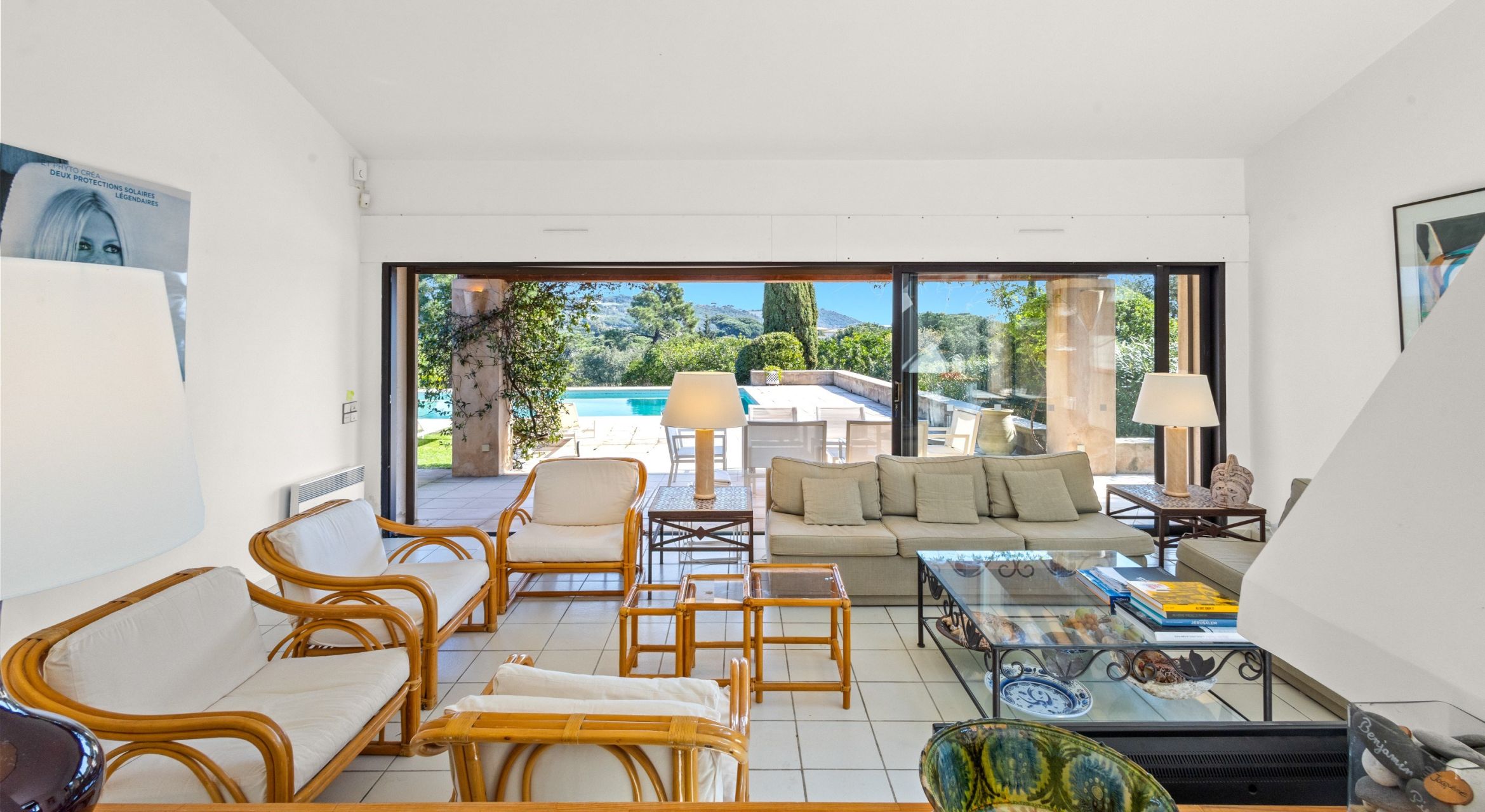 luxury villa 6 Rooms for sale on RAMATUELLE (83350)