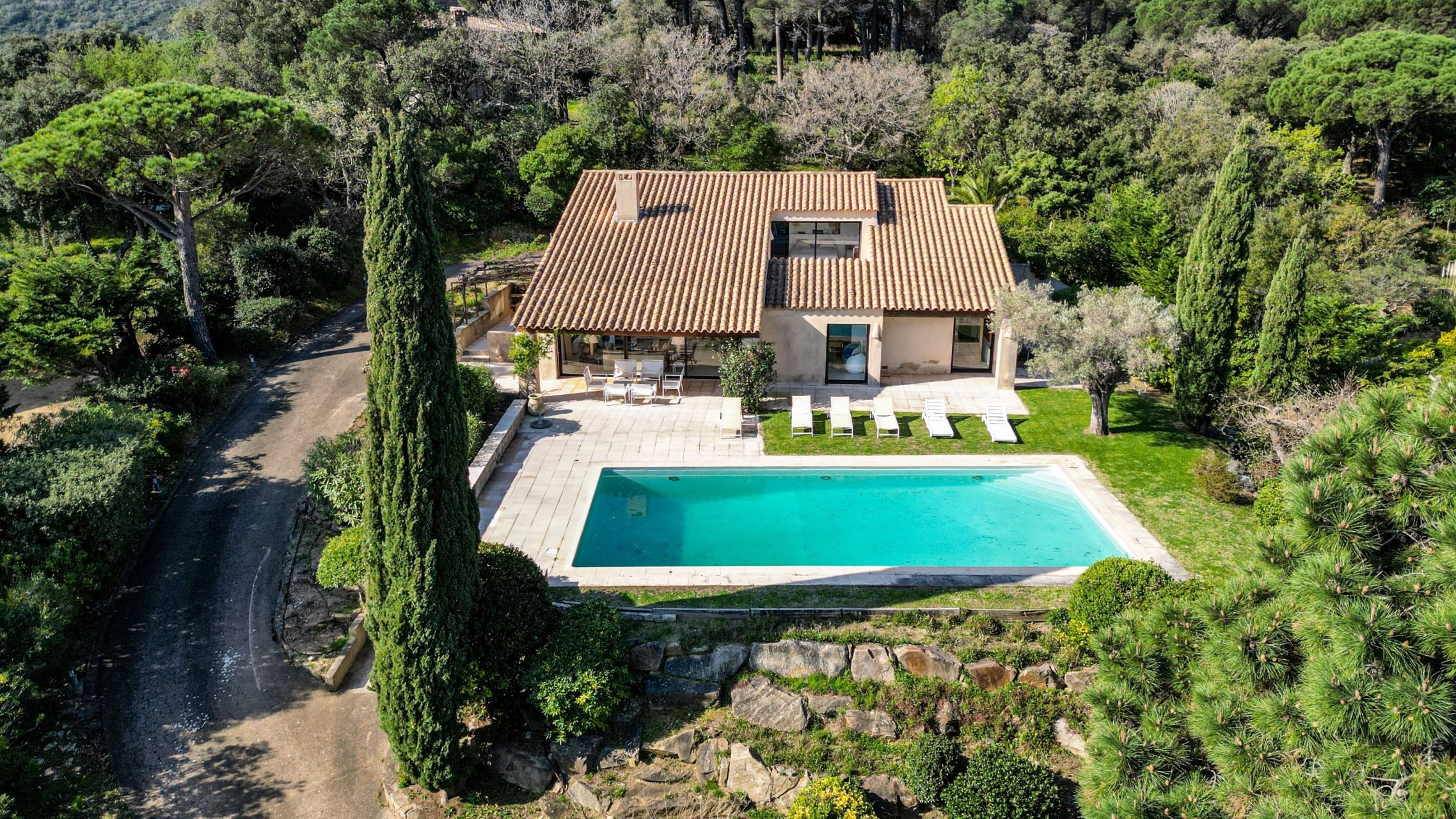 luxury villa 6 Rooms for sale on RAMATUELLE (83350)
