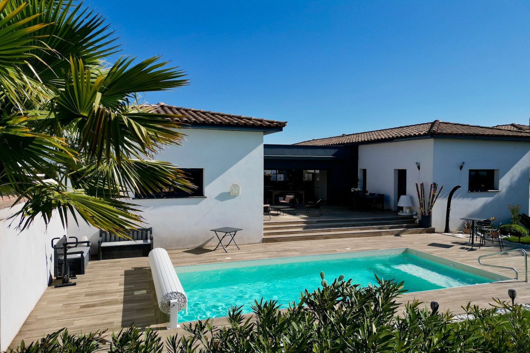 villa de luxe 5 Pièces en vente sur NIMES (30900)