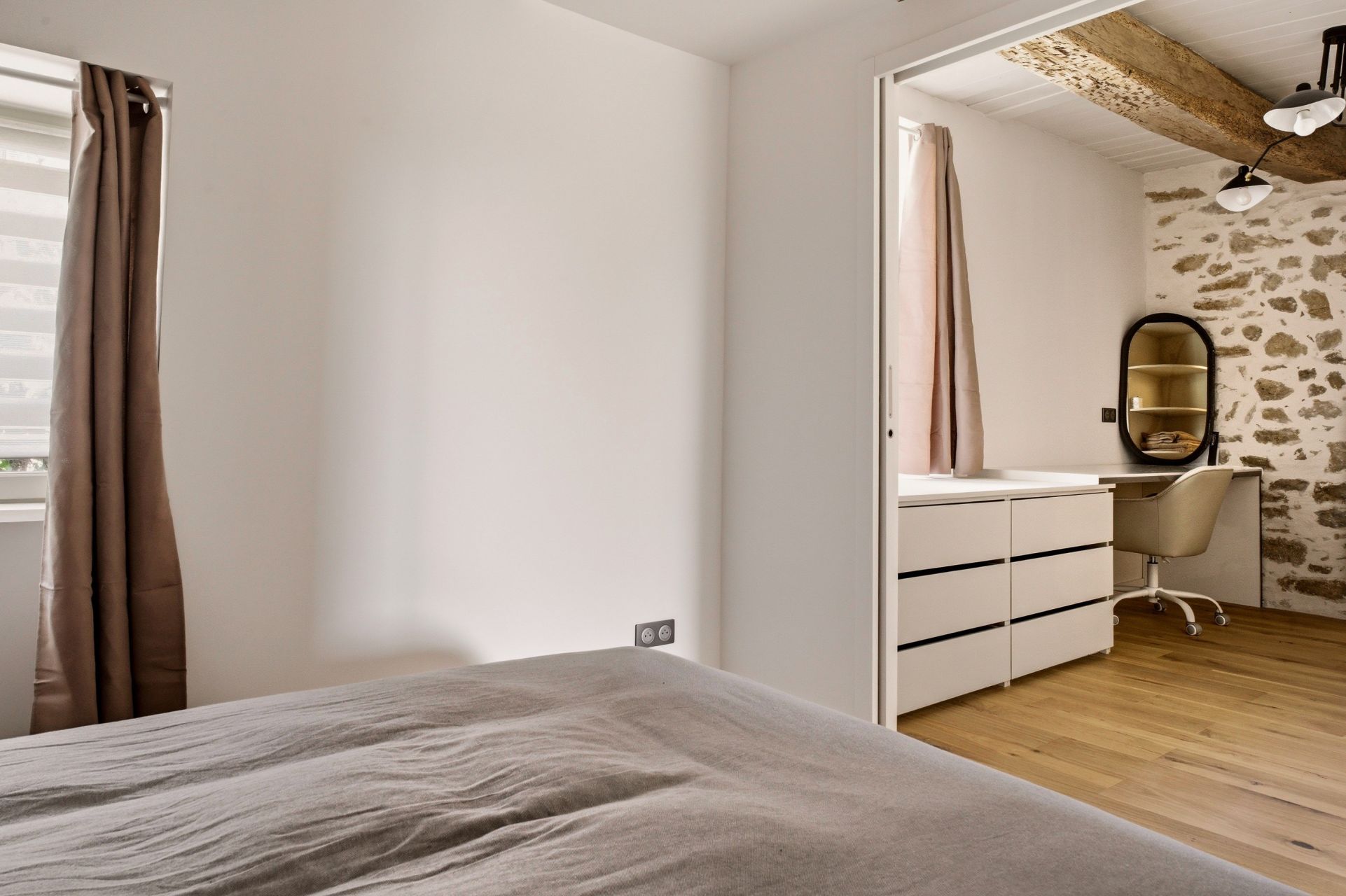 luxury house 5 Rooms for sale on AURAY (56400)