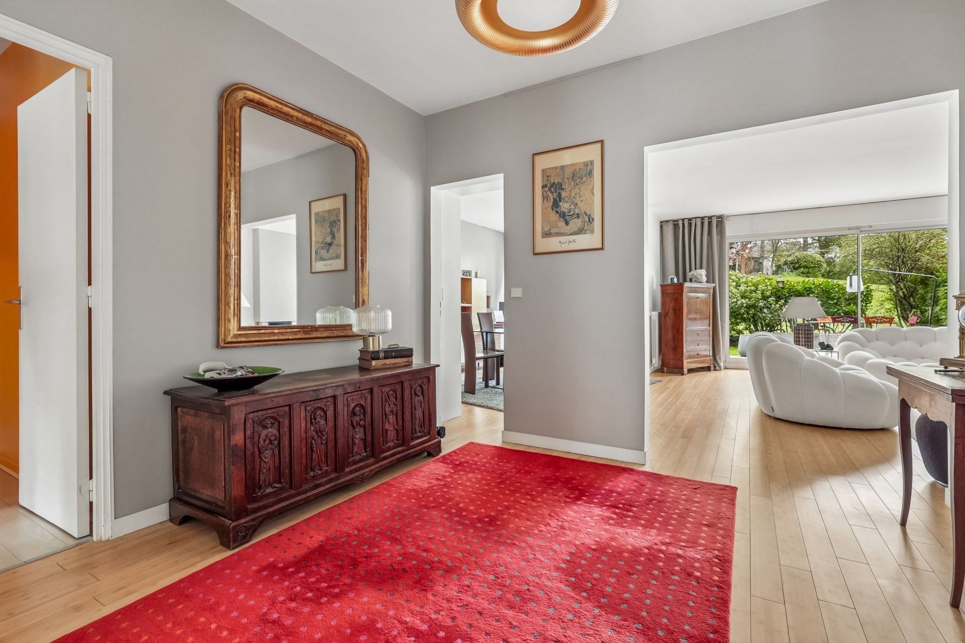 luxury apartment 5 Rooms for sale on SEVRES (92310)