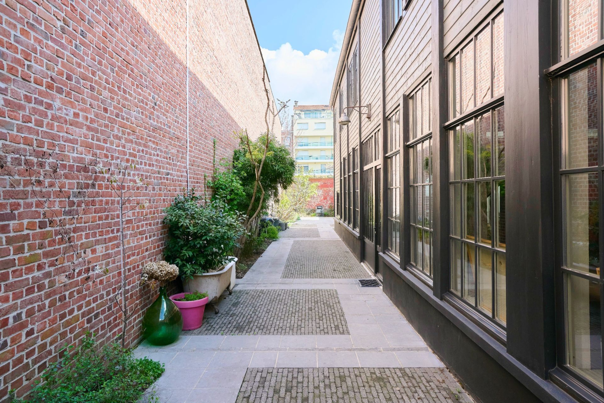luxury house 7 Rooms for sale on LILLE (59000)
