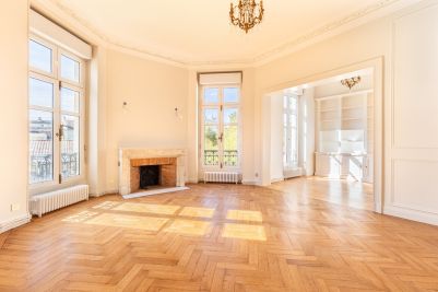 Sale Luxury apartment Bordeaux 6&nbsp;Rooms 229&nbsp;m²