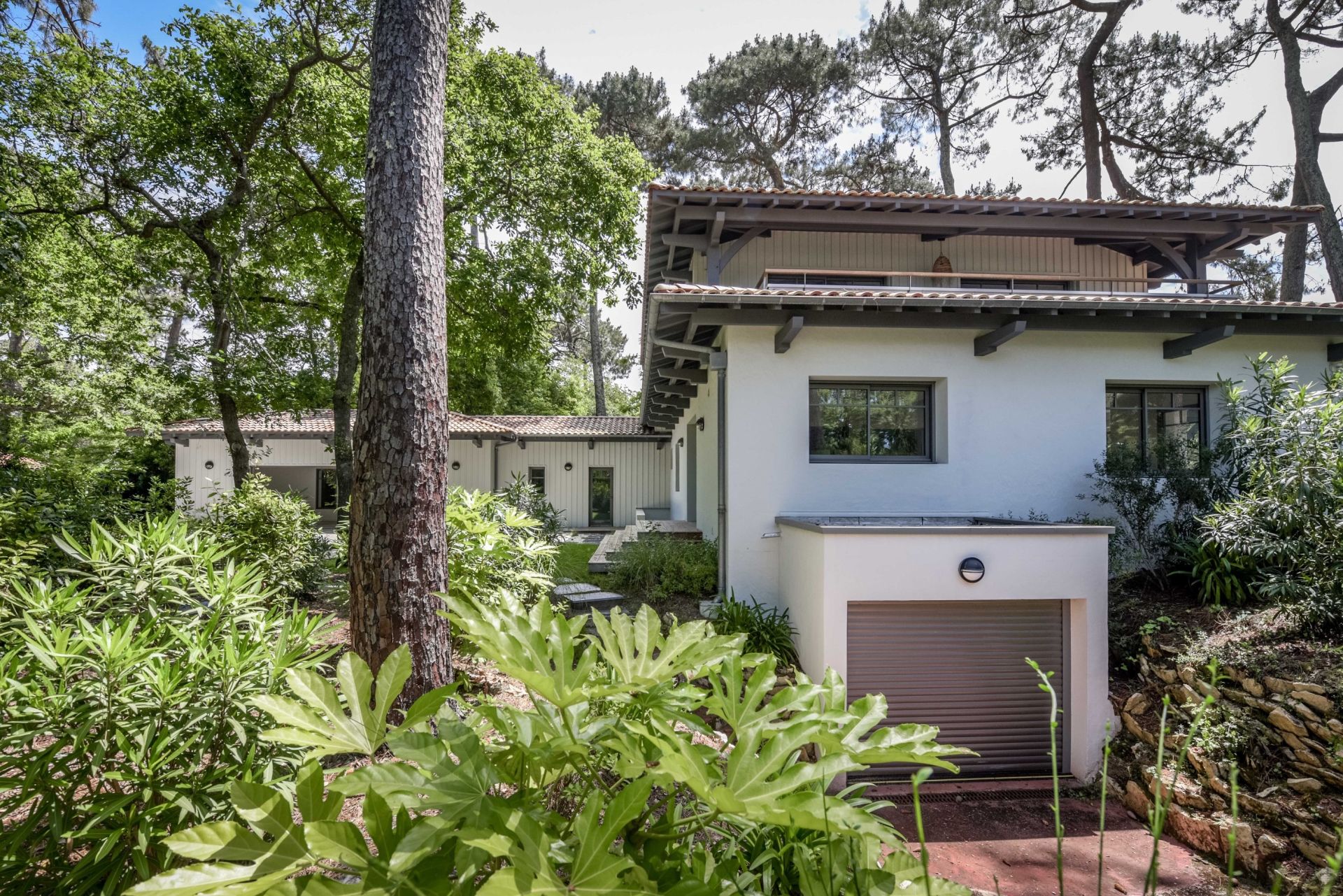 luxury villa 10 Rooms for sale on PYLA SUR MER (33115)