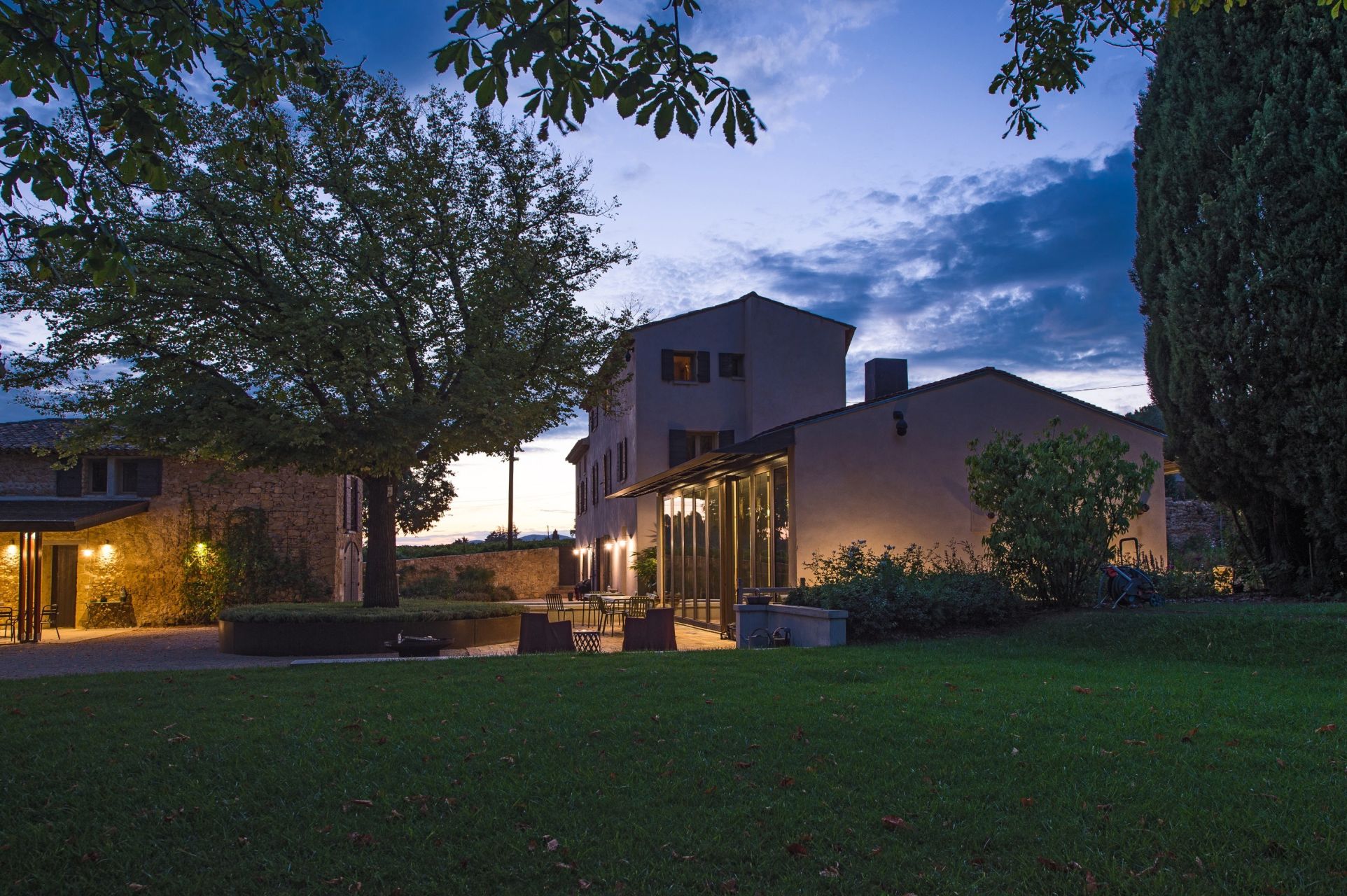 maison de luxe 12 Pièces en vente sur VAUGINES (84160)