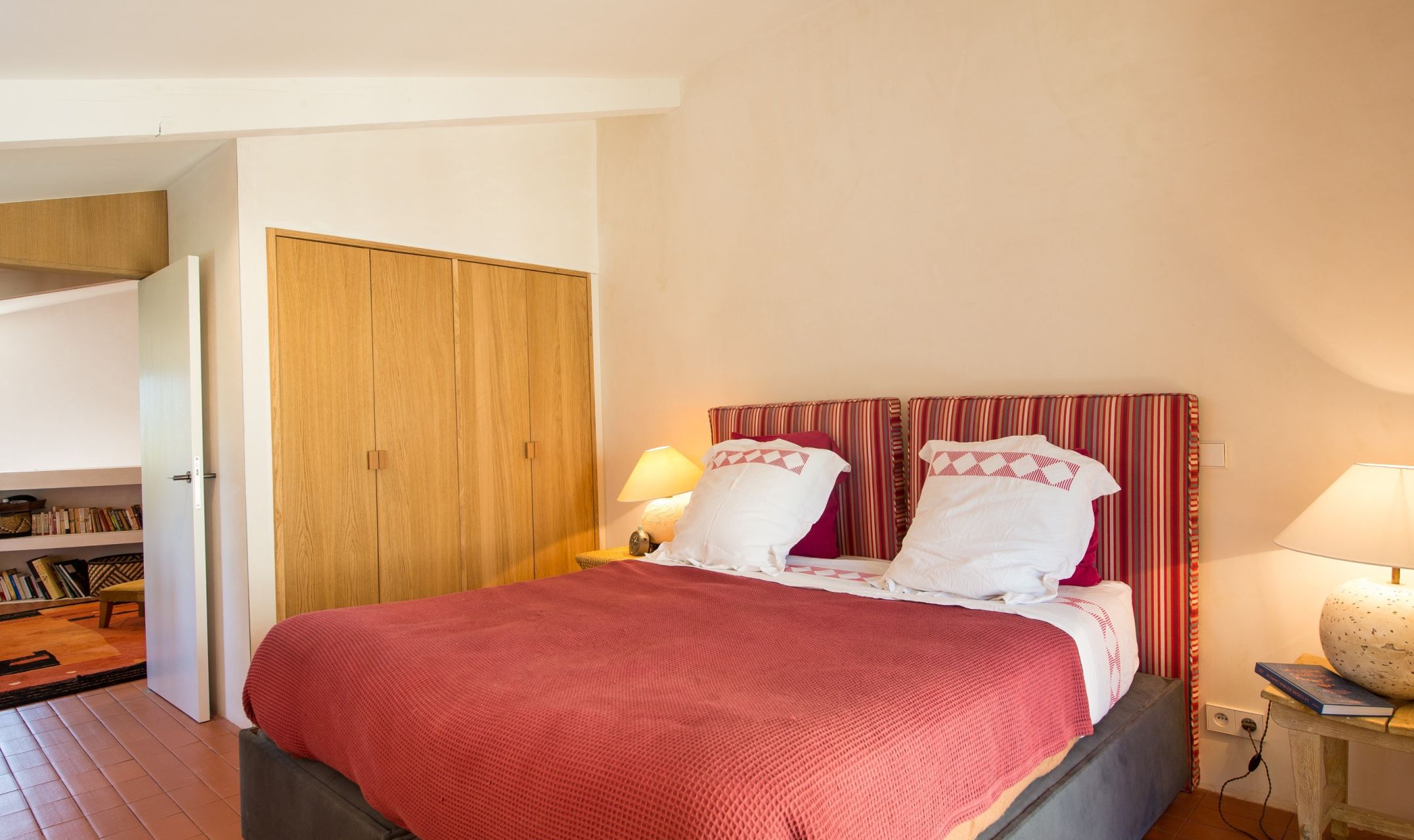 maison de luxe 12 Pièces en vente sur VAUGINES (84160)