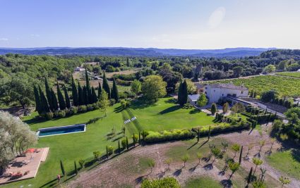 Vente Maison de luxe Vaugines 12&nbsp;Pièces 577&nbsp;m²