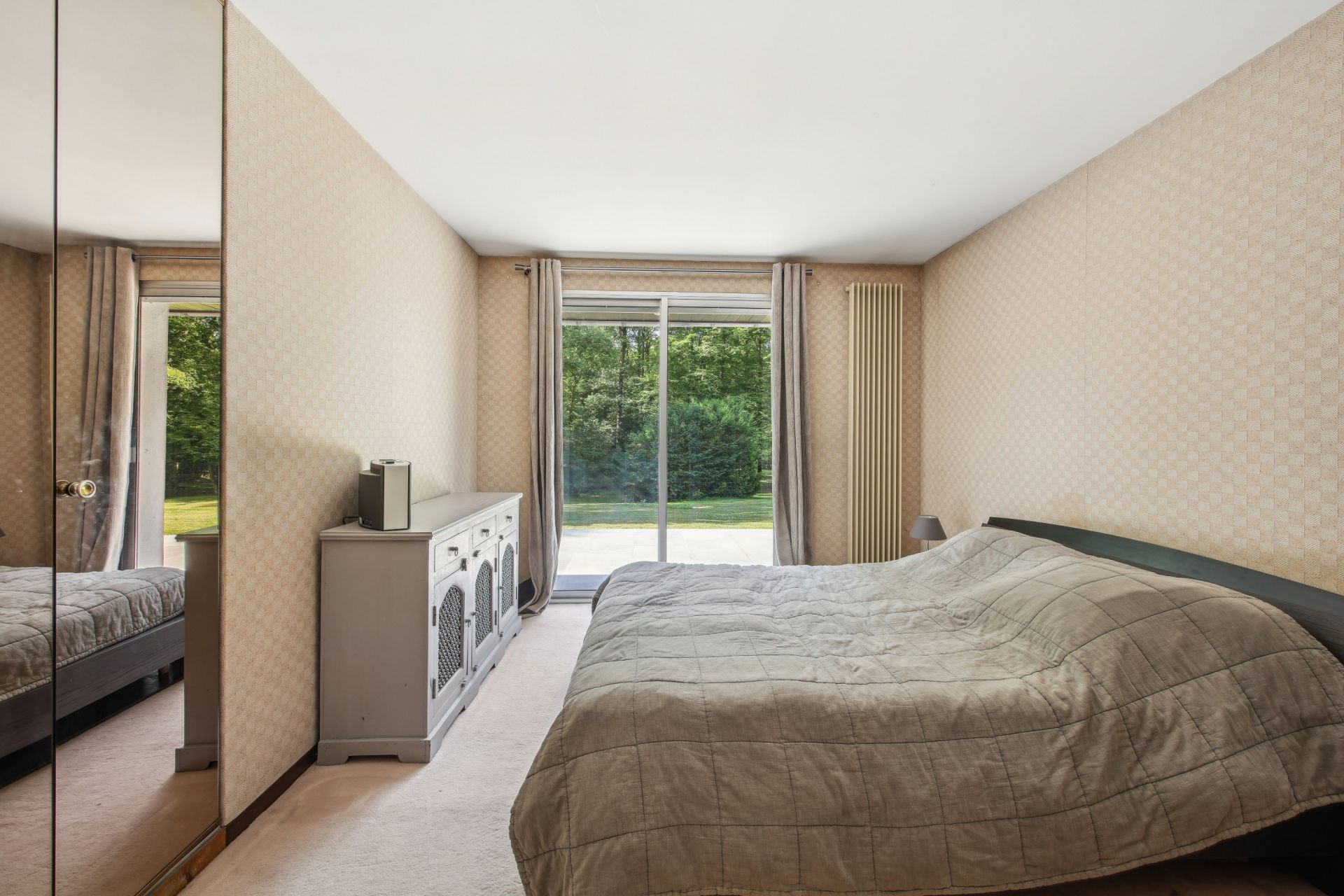 architect's house 10 Rooms for sale on CHEVREUSE (78460)