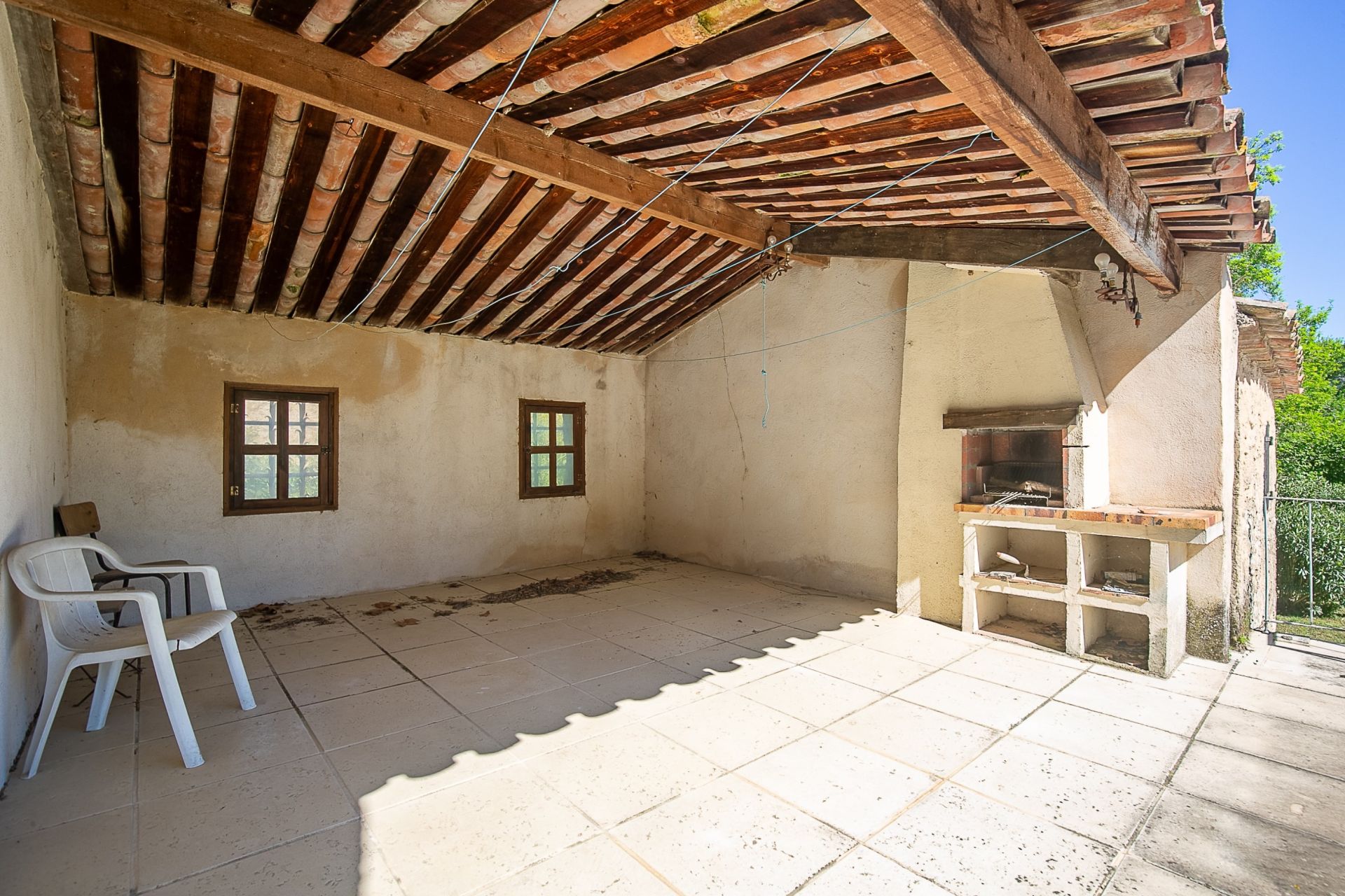 luxury house 10 Rooms for sale on FUVEAU (13710)