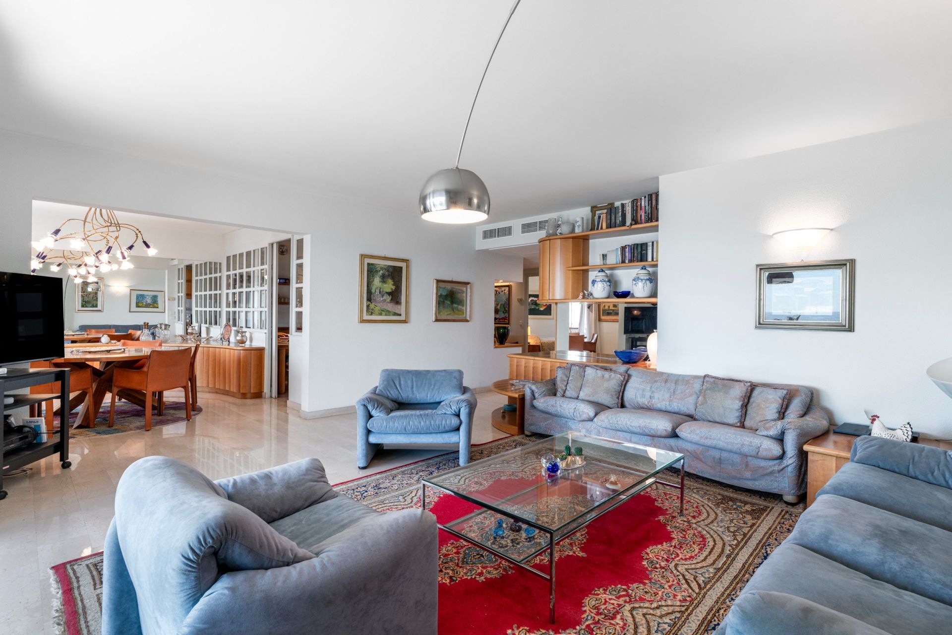luxury apartment 4 Rooms for sale on NICE (06000)