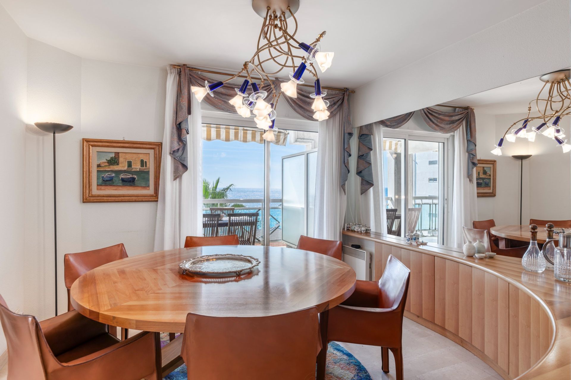 luxury apartment 4 Rooms for sale on NICE (06000)
