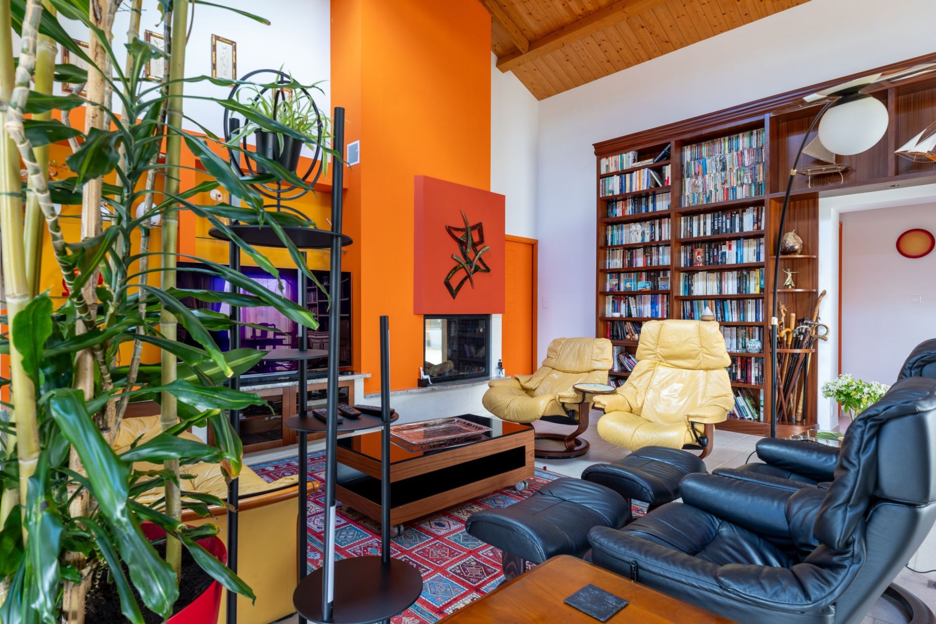 luxury house 11 Rooms for sale on JARD SUR MER (85520)