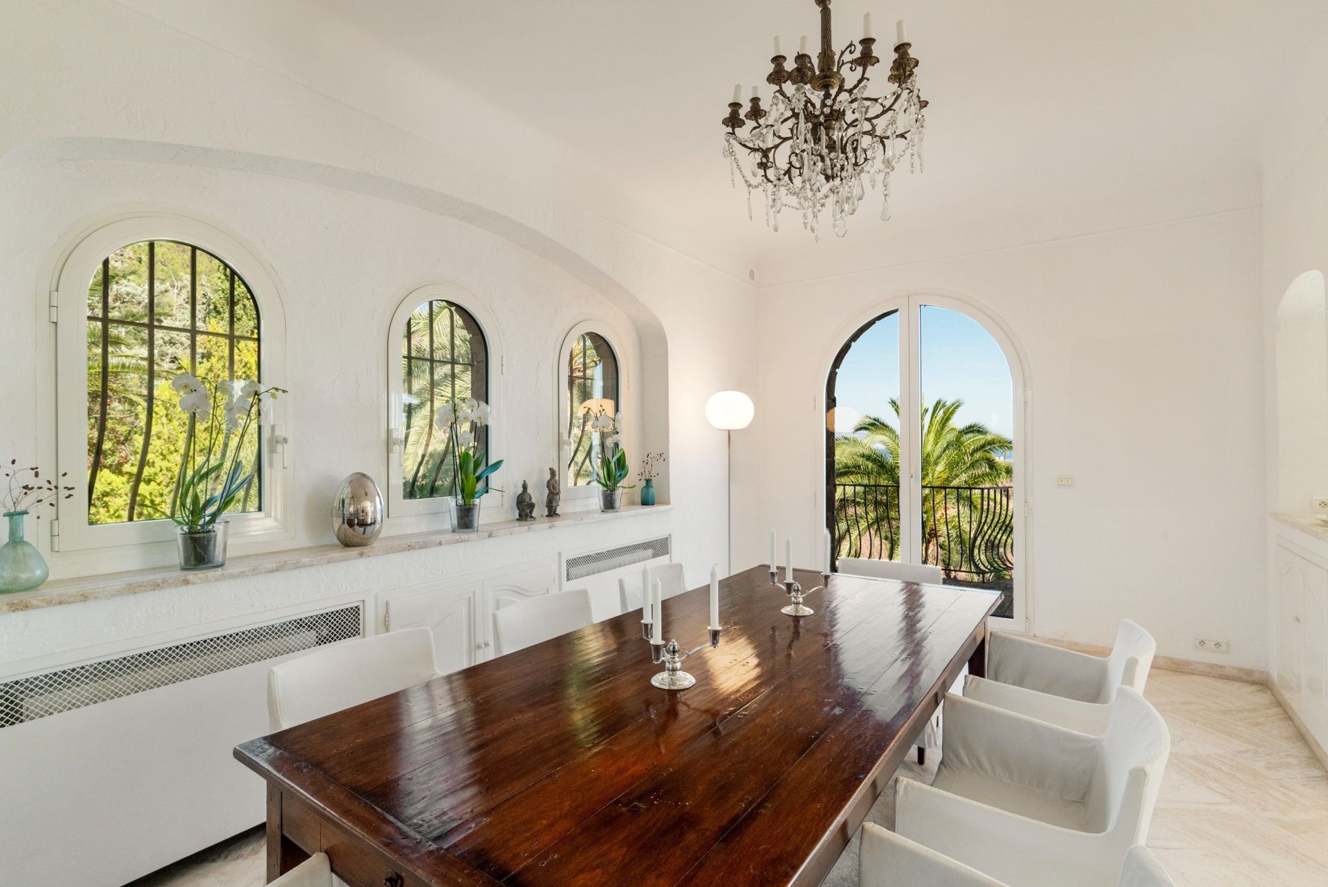 maison de maître 11 Pièces en vente sur THEOULE SUR MER (06590)