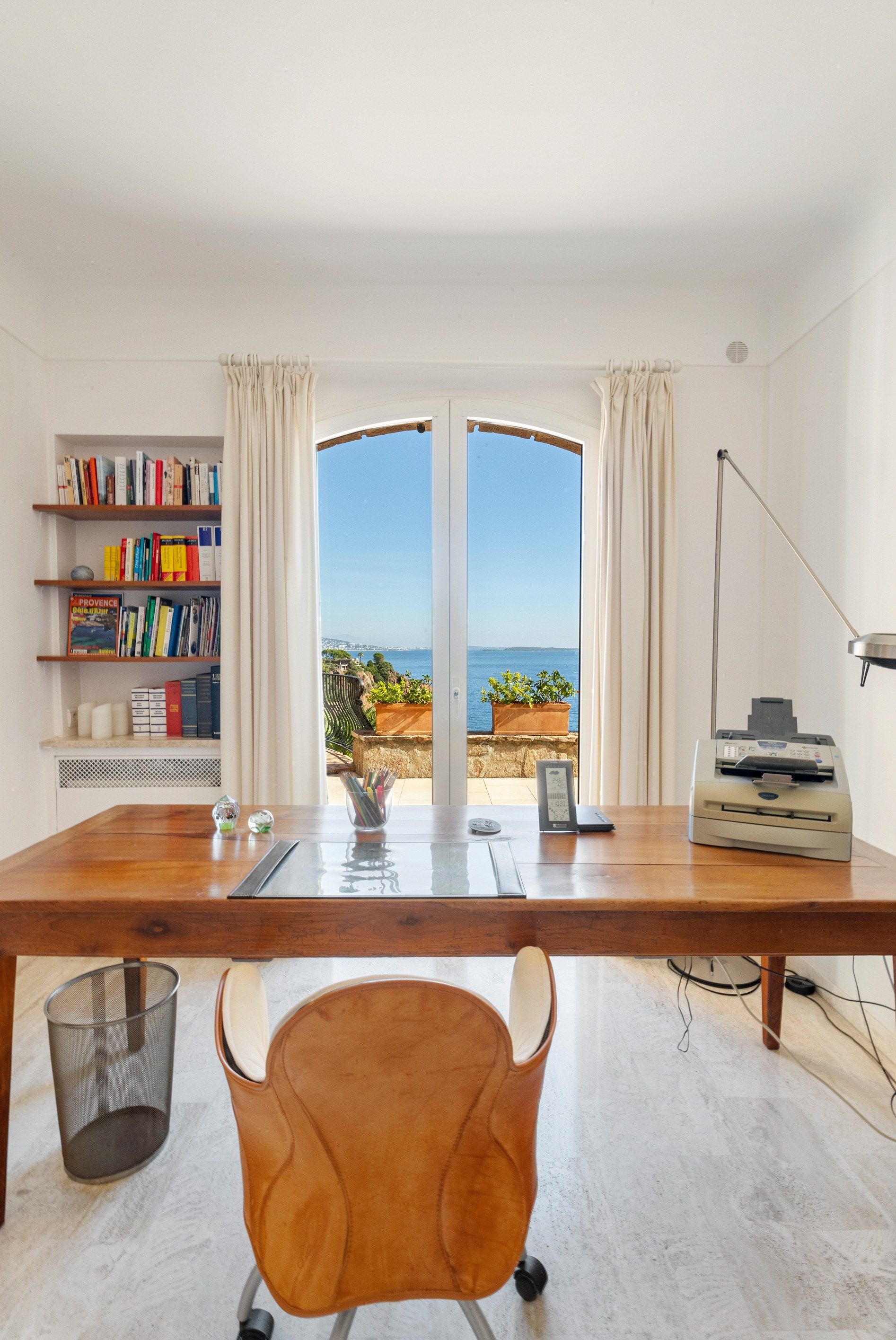 maison de maître 11 Pièces en vente sur THEOULE SUR MER (06590)