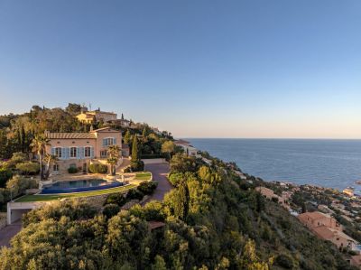 Vente Bastide Saint-Raphaël 7&nbsp;Pièces 390&nbsp;m²