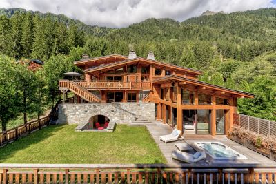 Sale Luxury chalet Chamonix-Mont-Blanc 14&nbsp;Rooms 594&nbsp;m²