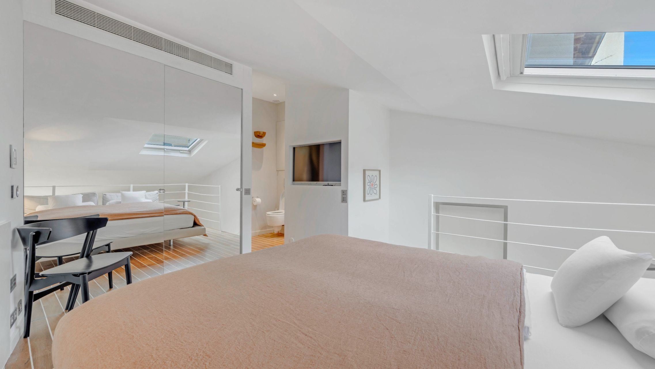 maison contemporaine 4 Pièces en vente sur ST TROPEZ (83990)