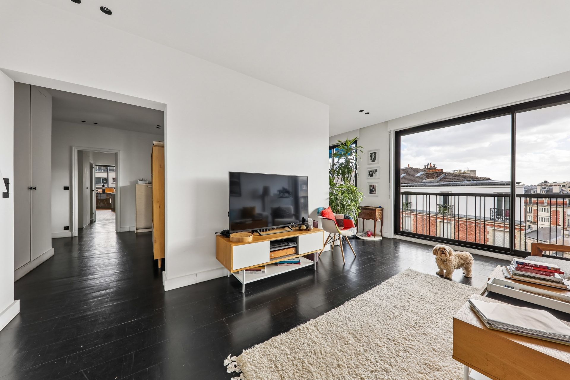 luxury apartment 5 Rooms for sale on PARIS (75016)