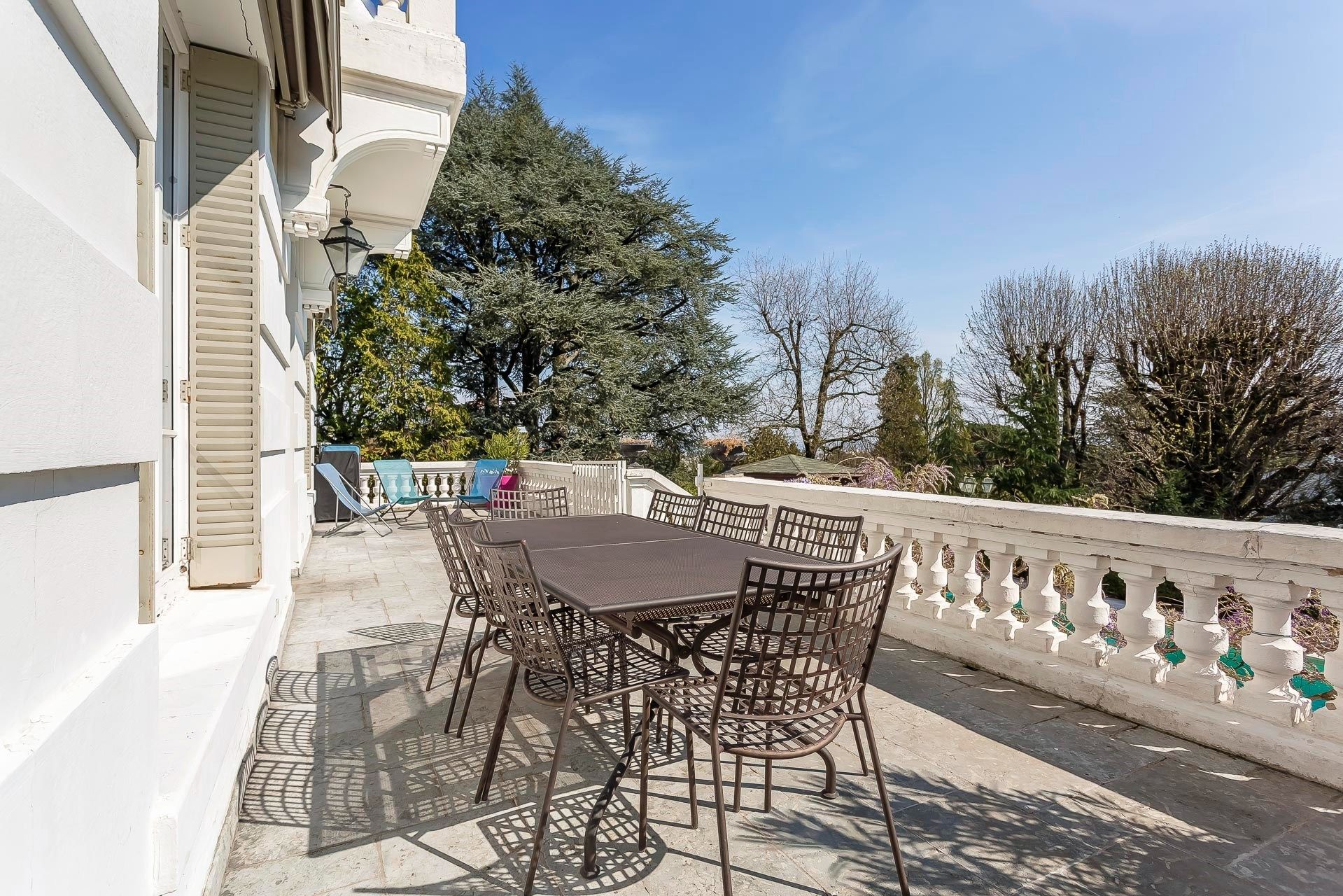 luxury house 9 Rooms for sale on CALUIRE ET CUIRE (69300)