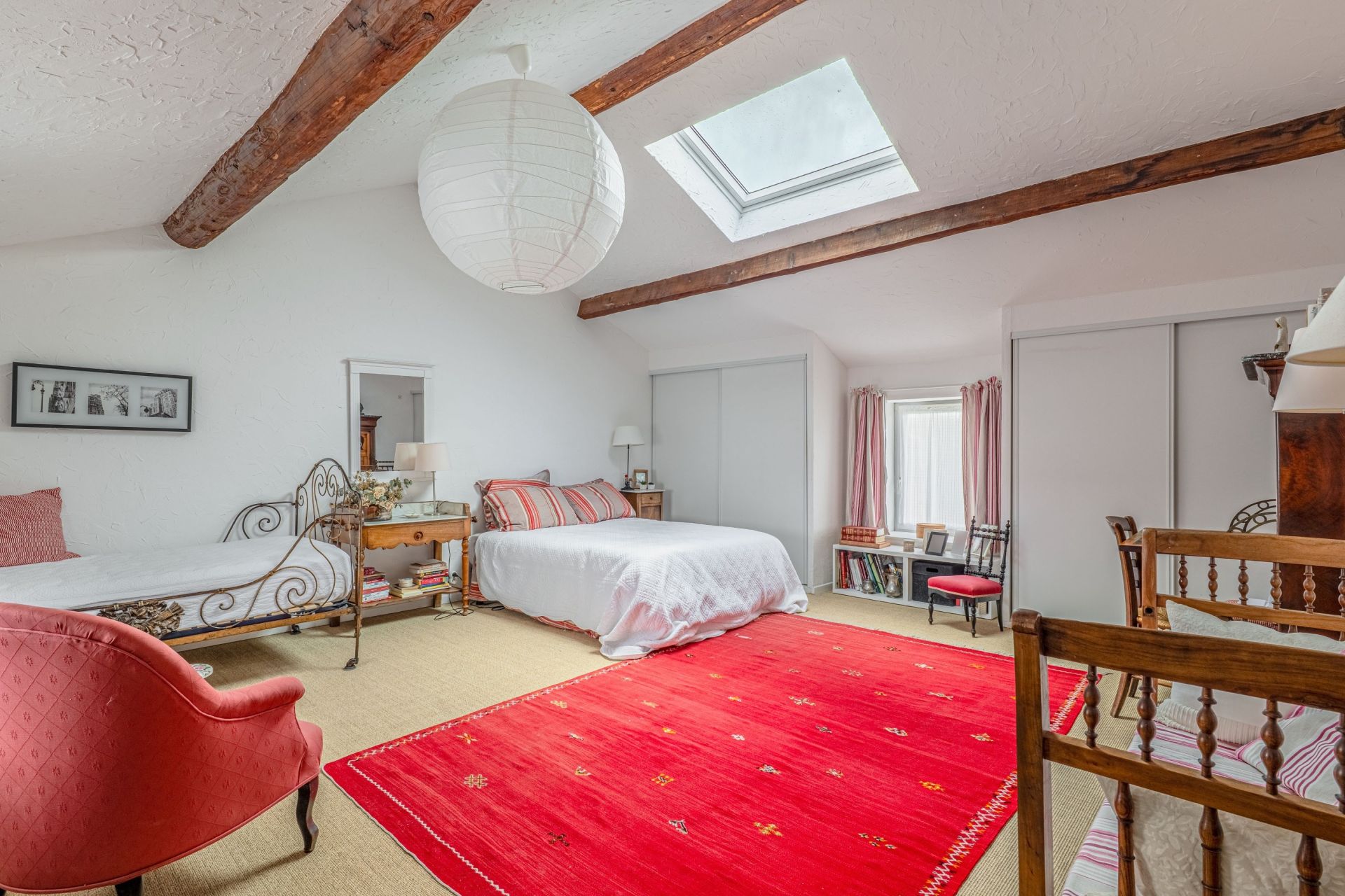 luxury house 8 Rooms for sale on CRAPONNE (69290)