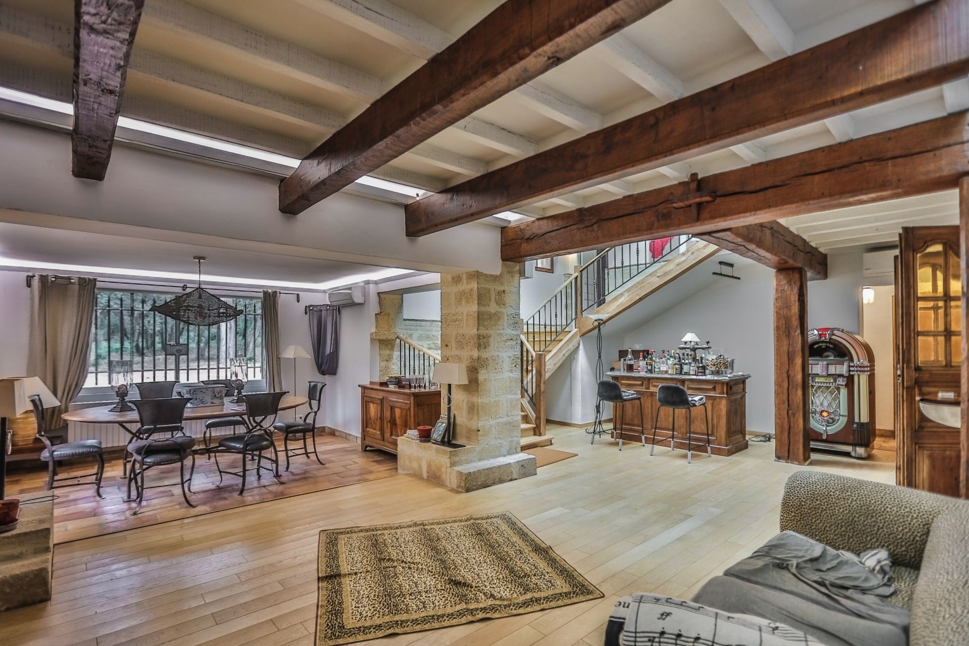 luxury house 15 Rooms for sale on CHATEAUNEUF DU PAPE (84230)