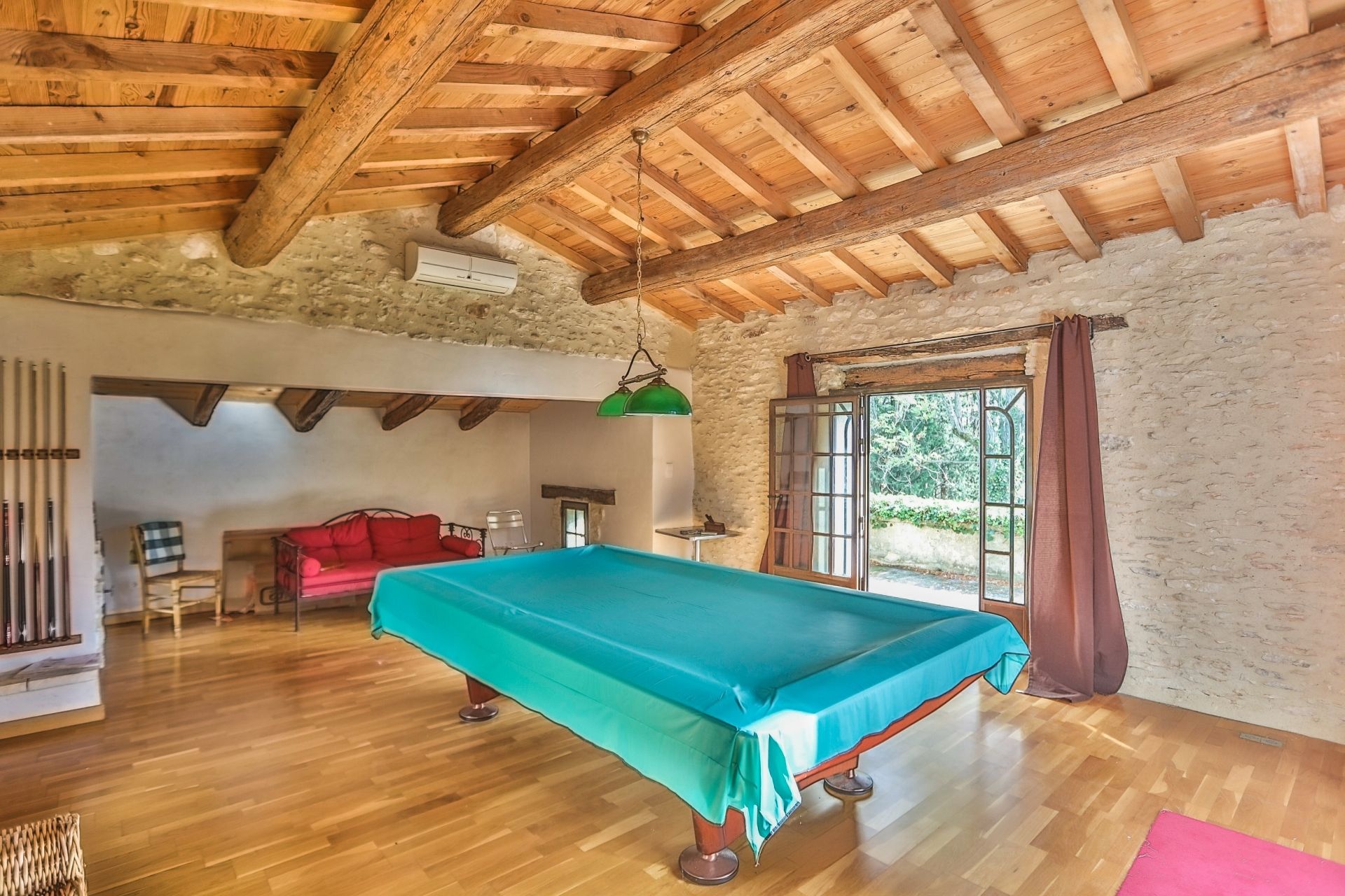 luxury house 15 Rooms for sale on CHATEAUNEUF DU PAPE (84230)