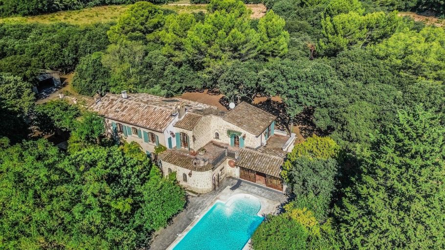 Vente Maison de luxe Châteauneuf-du-Pape 15 Pièces 473 m²