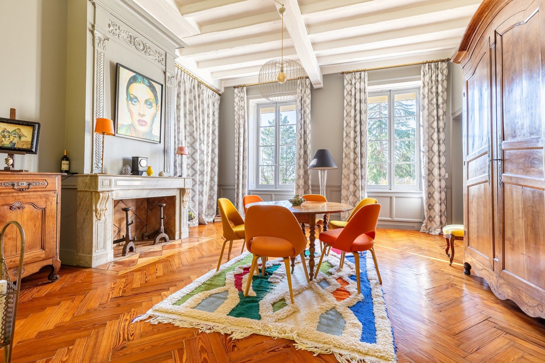 luxury property 10 Rooms for sale on BORDEAUX (33000)