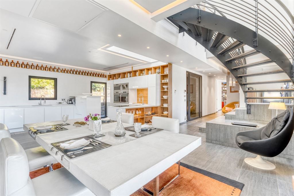 maison contemporaine 6 Pièces en vente sur MOUGINS (06250)