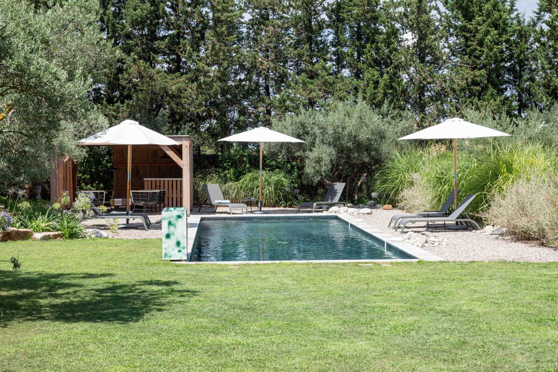 luxury house 7 Rooms for sale on EYGALIERES (13810)
