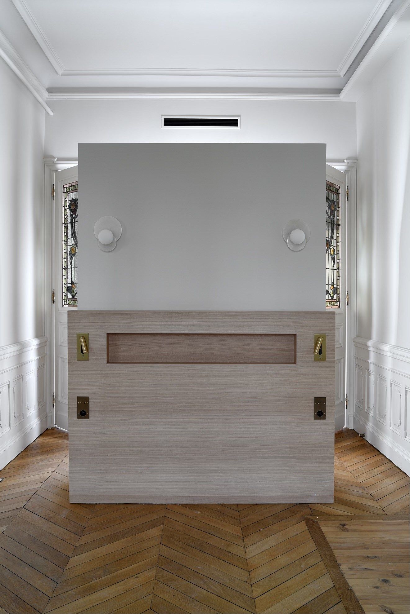luxury apartment 4 Rooms for sale on LYON (69006)