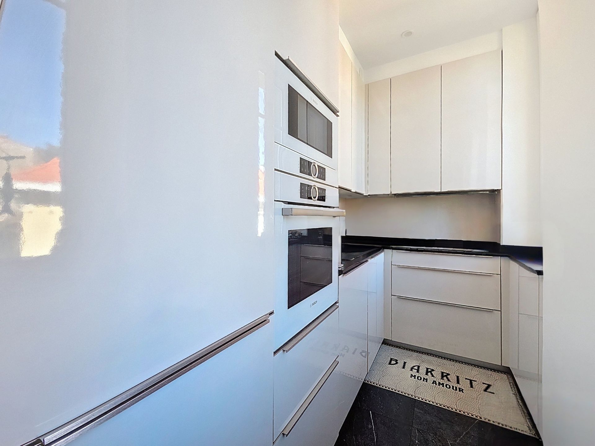 luxury apartment 5 Rooms for sale on BIARRITZ (64200)