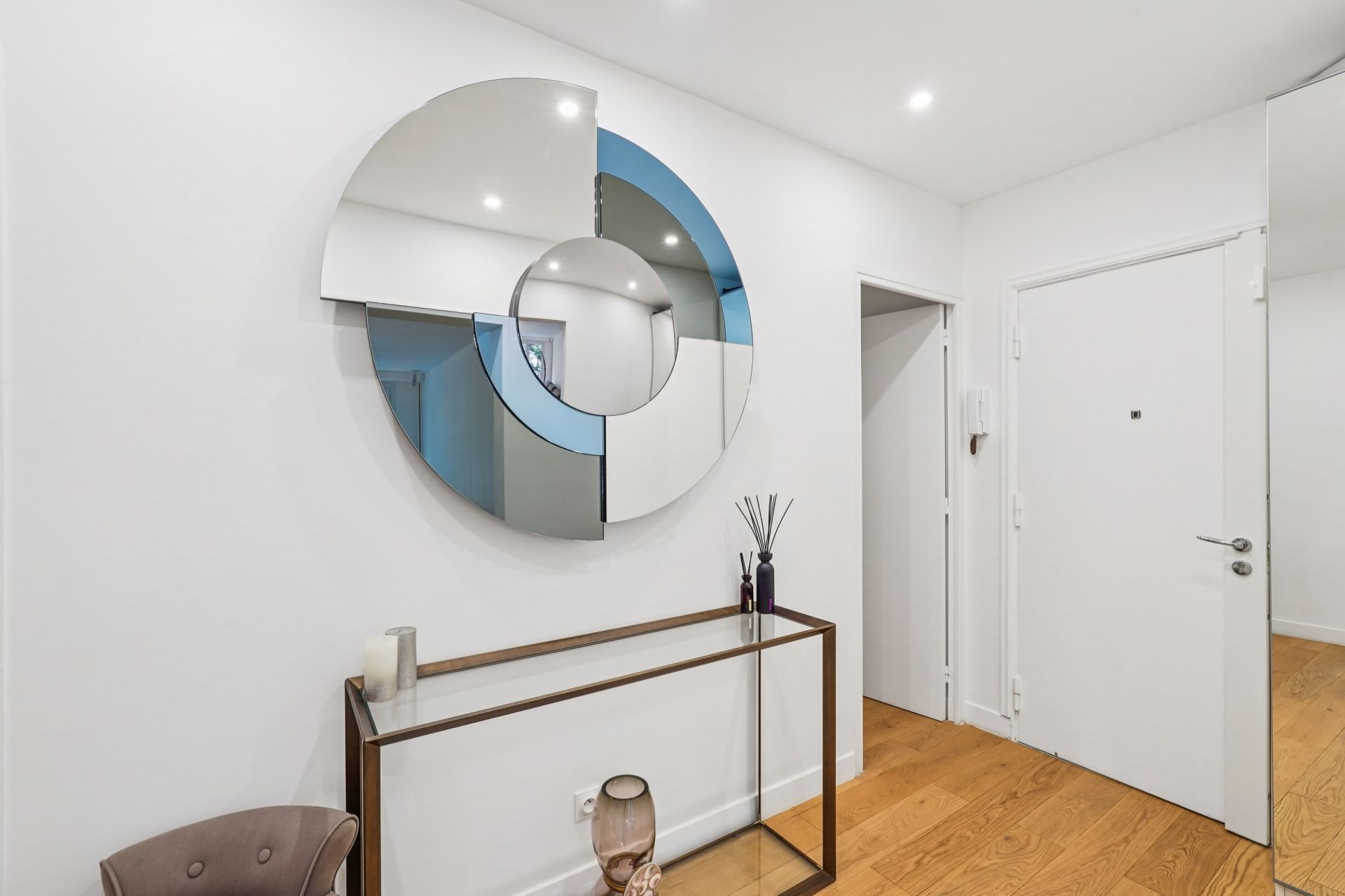 luxury apartment 4 Rooms for sale on NEUILLY SUR SEINE (92200)