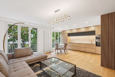 Sale Luxury apartment Neuilly-sur-Seine 4&nbsp;Rooms 98&nbsp;m²