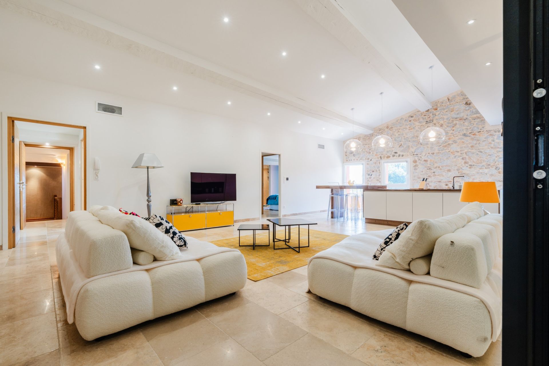 maison de luxe 6 Pièces en vente sur TORREILLES (66440)