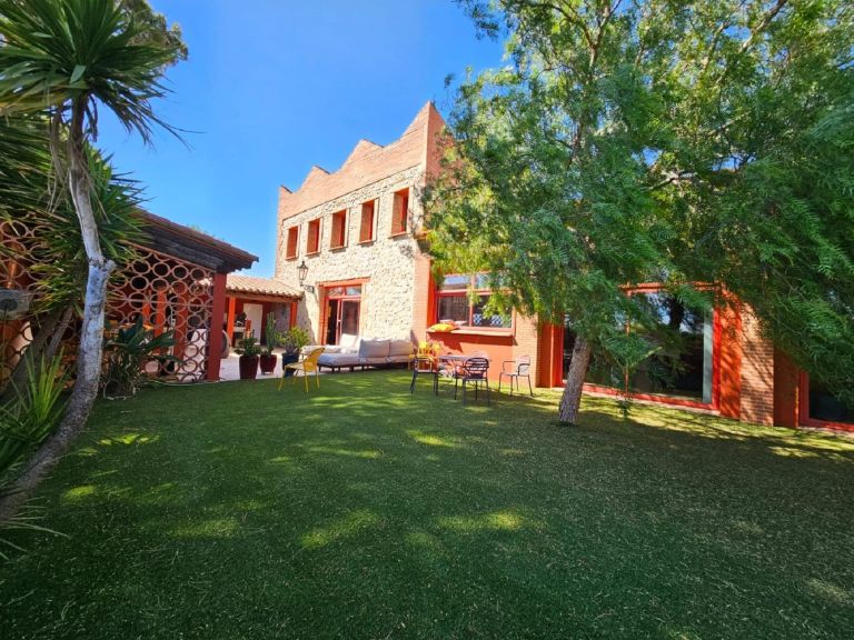 maison de luxe 5 Pièces en vente sur TORREILLES (66440)