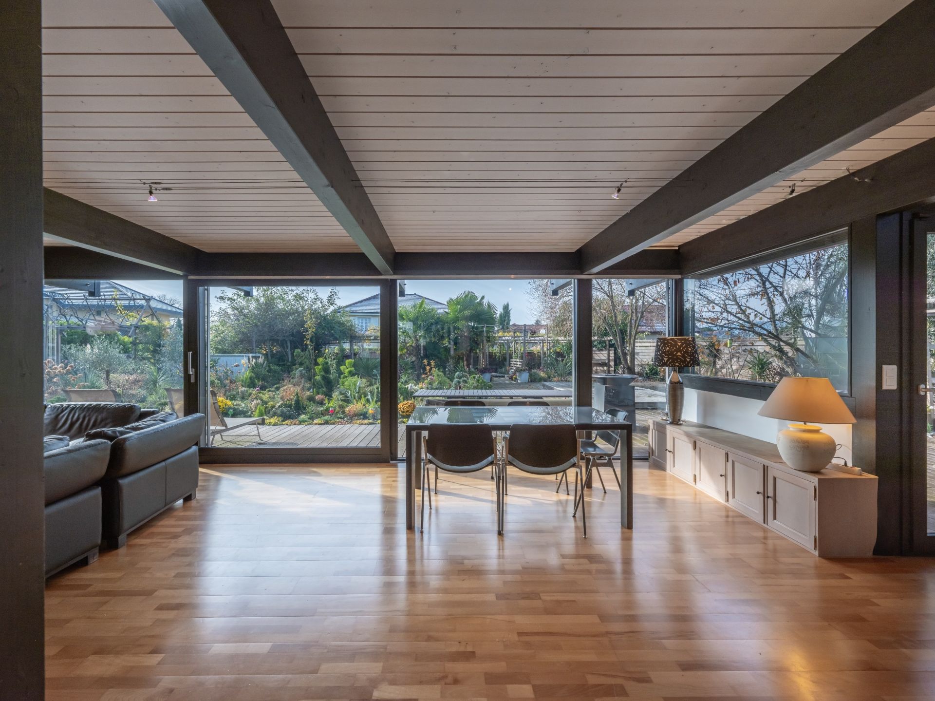 maison d'architecte 7 Pièces en vente sur CHENS SUR LEMAN (74140)