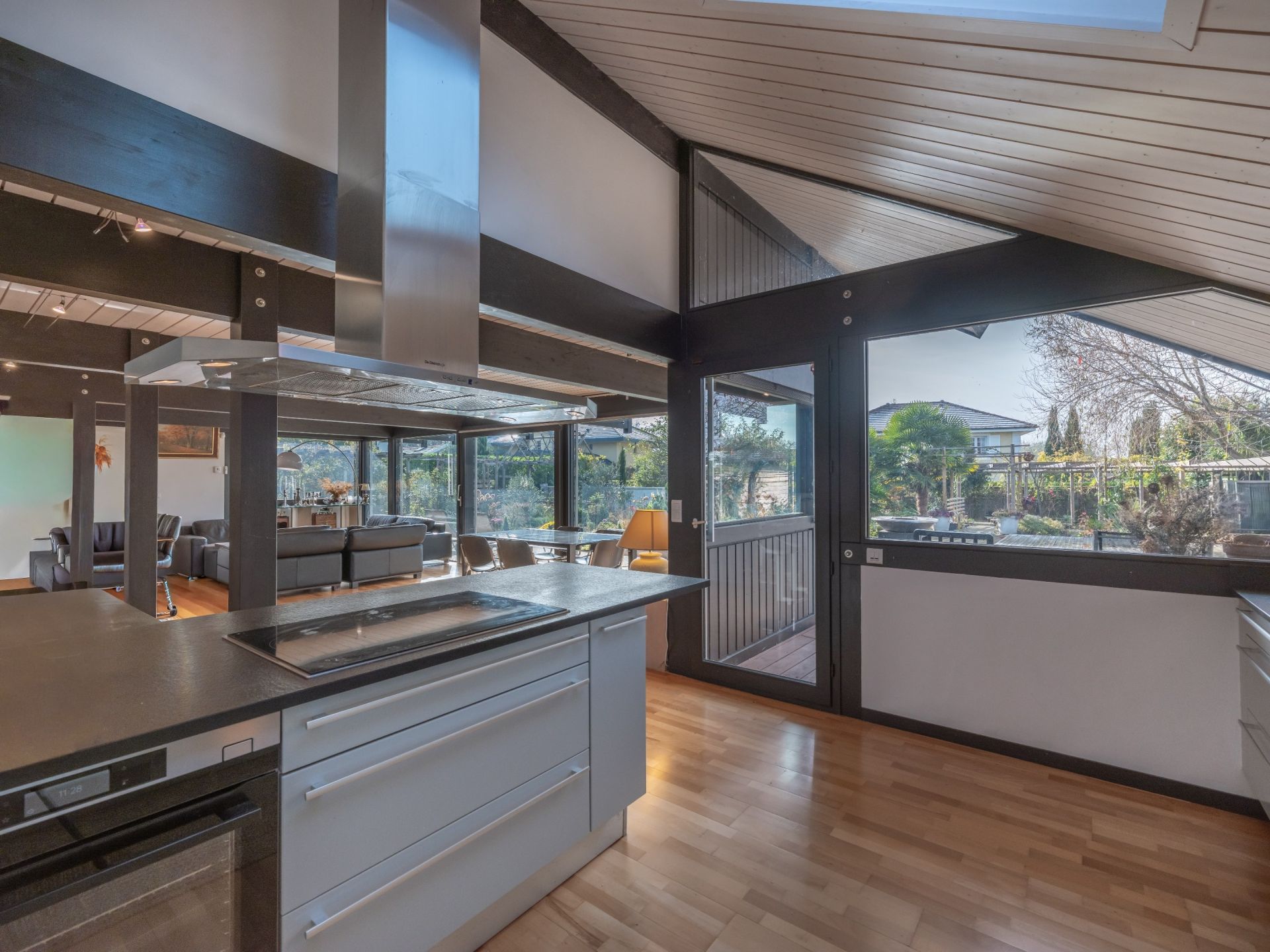 maison d'architecte 7 Pièces en vente sur CHENS SUR LEMAN (74140)