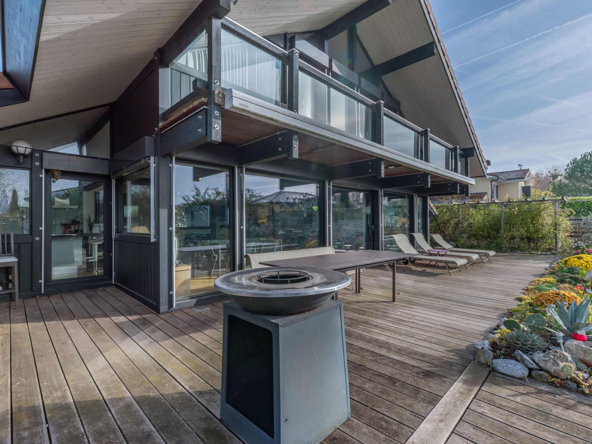 maison d'architecte 7 Pièces en vente sur CHENS SUR LEMAN (74140)