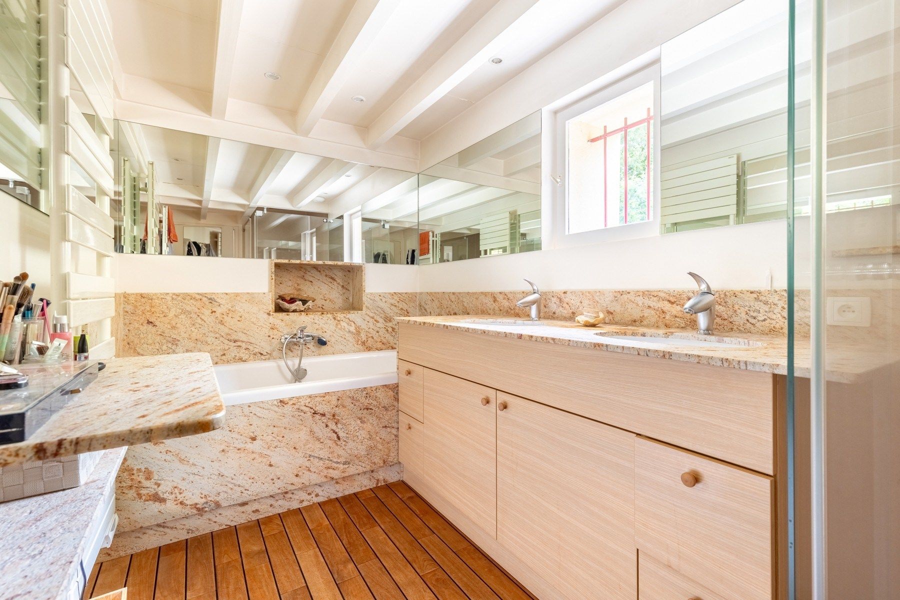 maison de luxe 7 Pièces en vente sur BORDEAUX (33000)