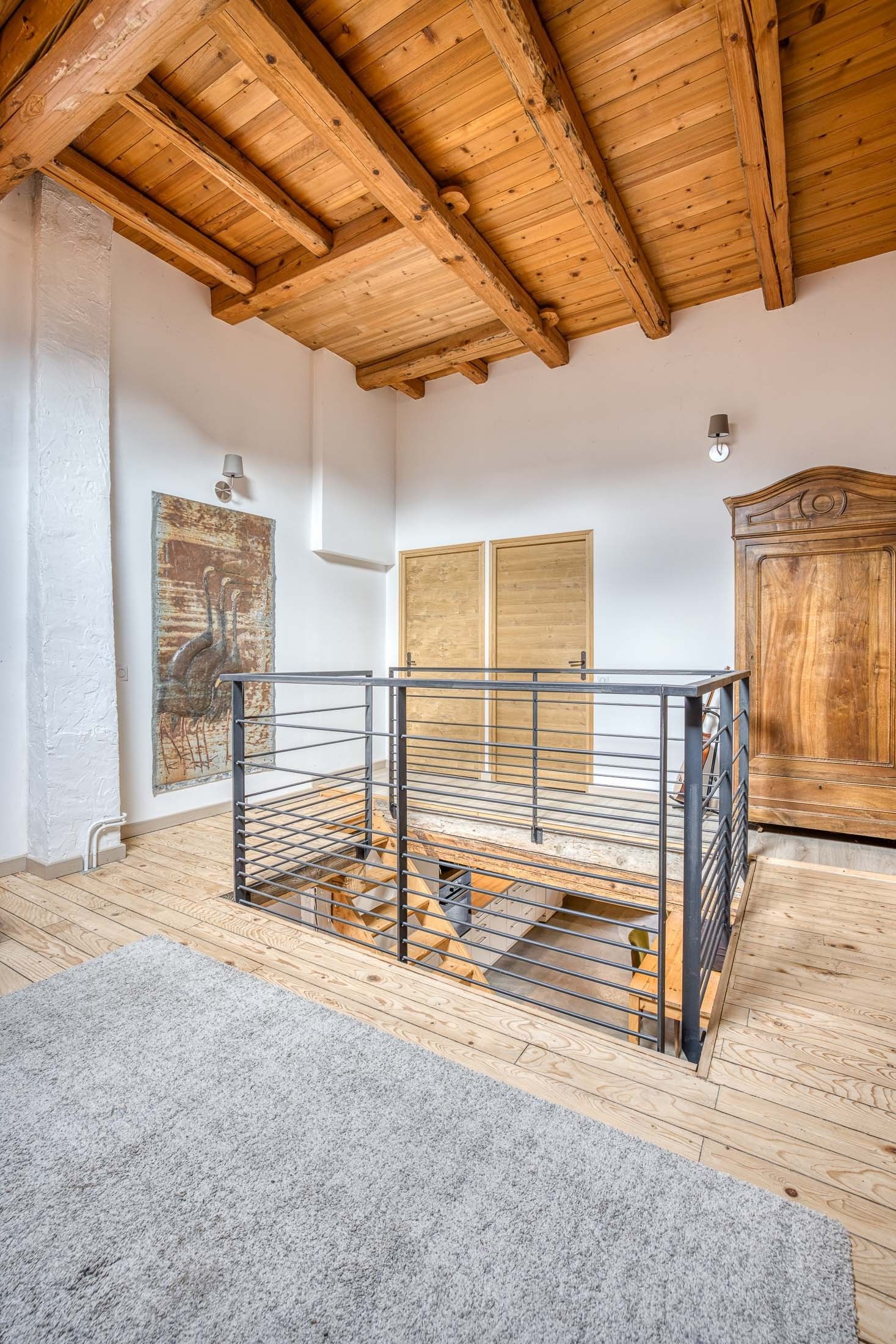 luxury apartment 4 Rooms for sale on MANIGOD (74230)