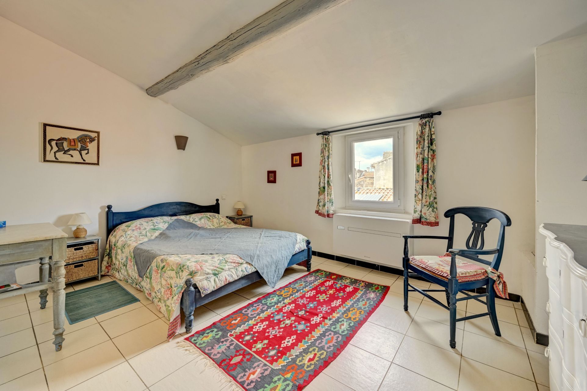 luxury house 6 Rooms for sale on VALLABREGUES (30300)