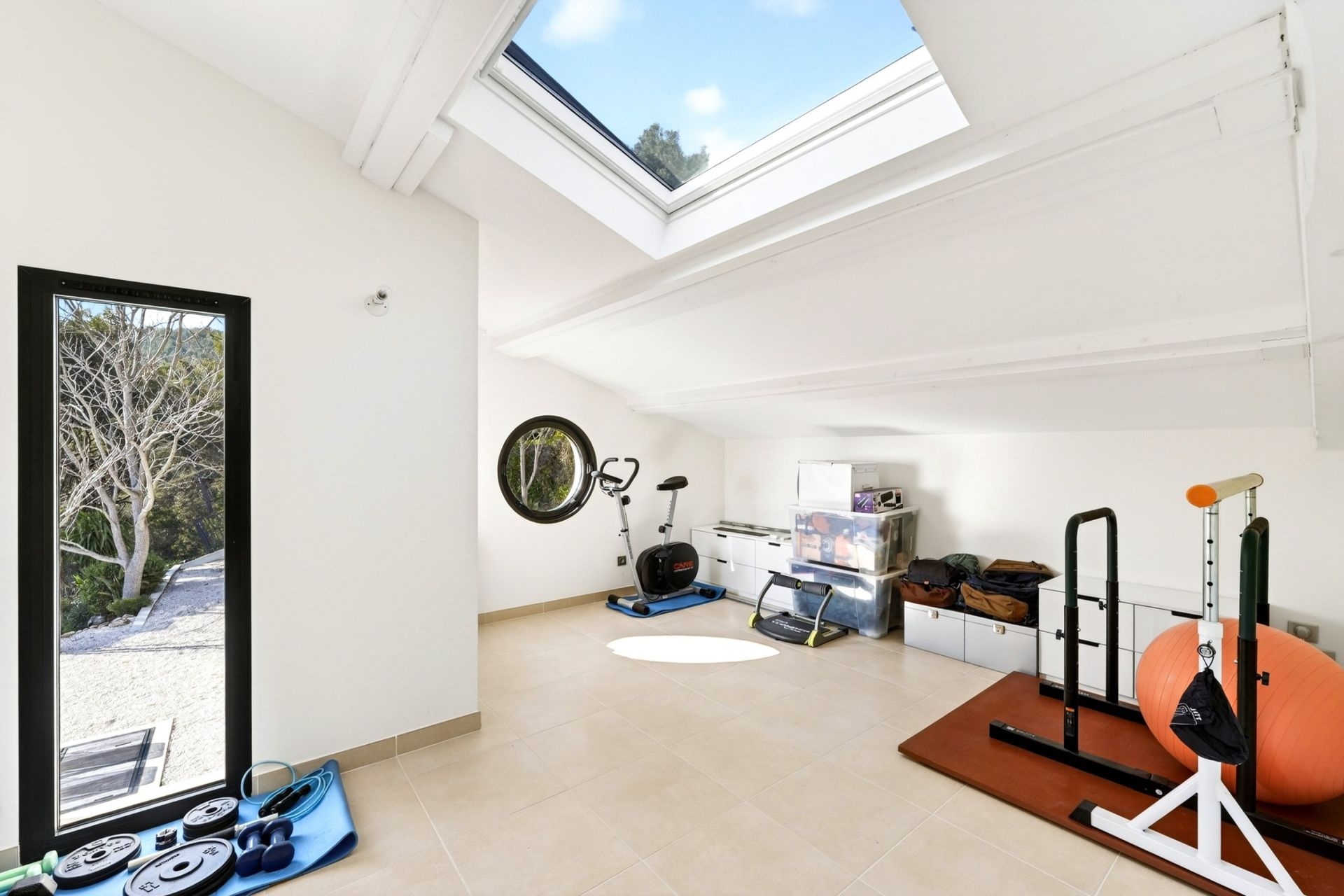 maison de luxe 9 Pièces en vente sur CARQUEIRANNE (83320)