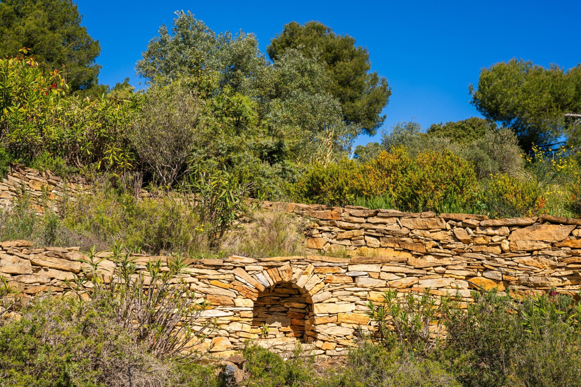 maison de luxe 6 Pièces en vente sur LA CADIERE D AZUR (83740)