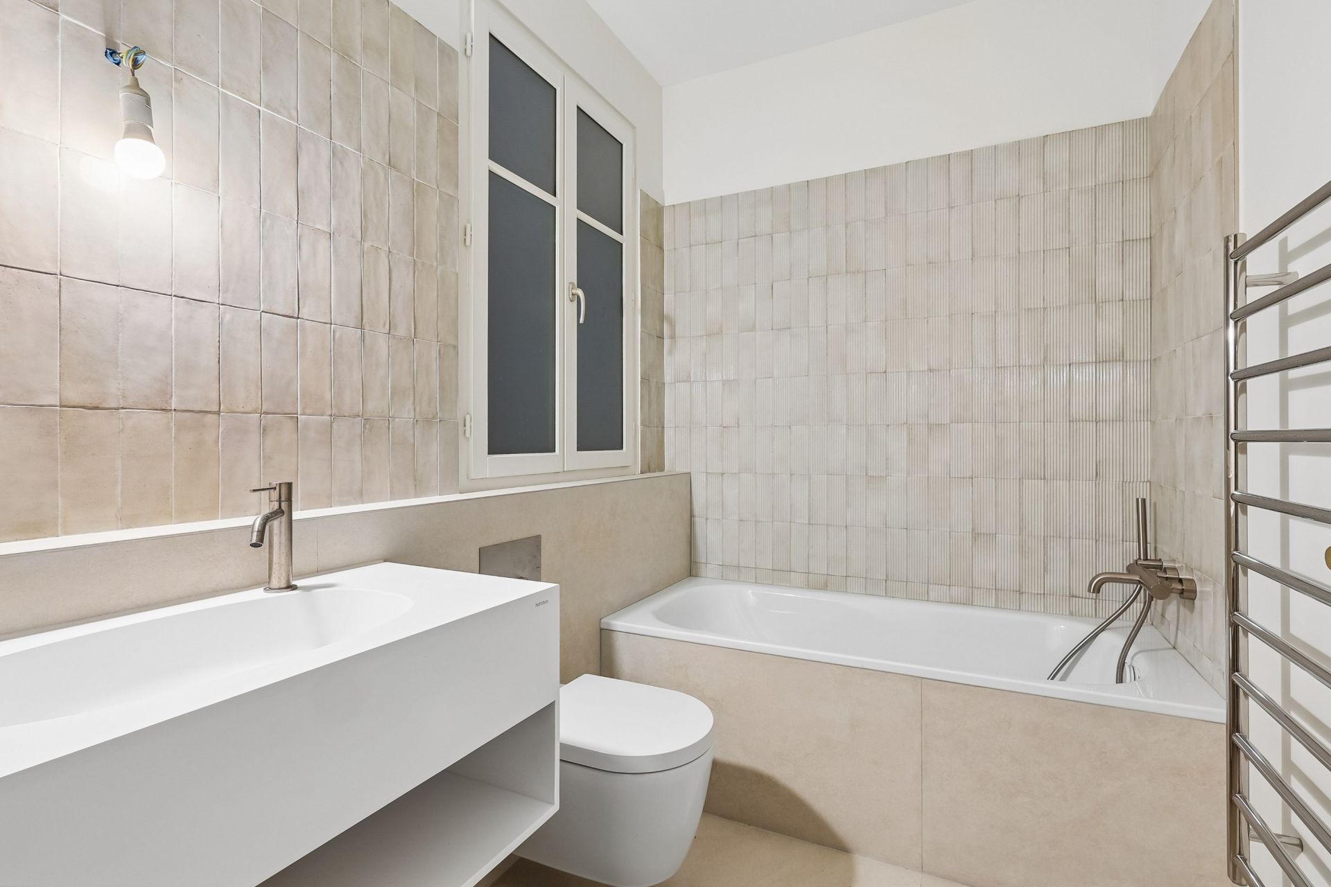 luxury apartment 6 Rooms for sale on PARIS (75008)