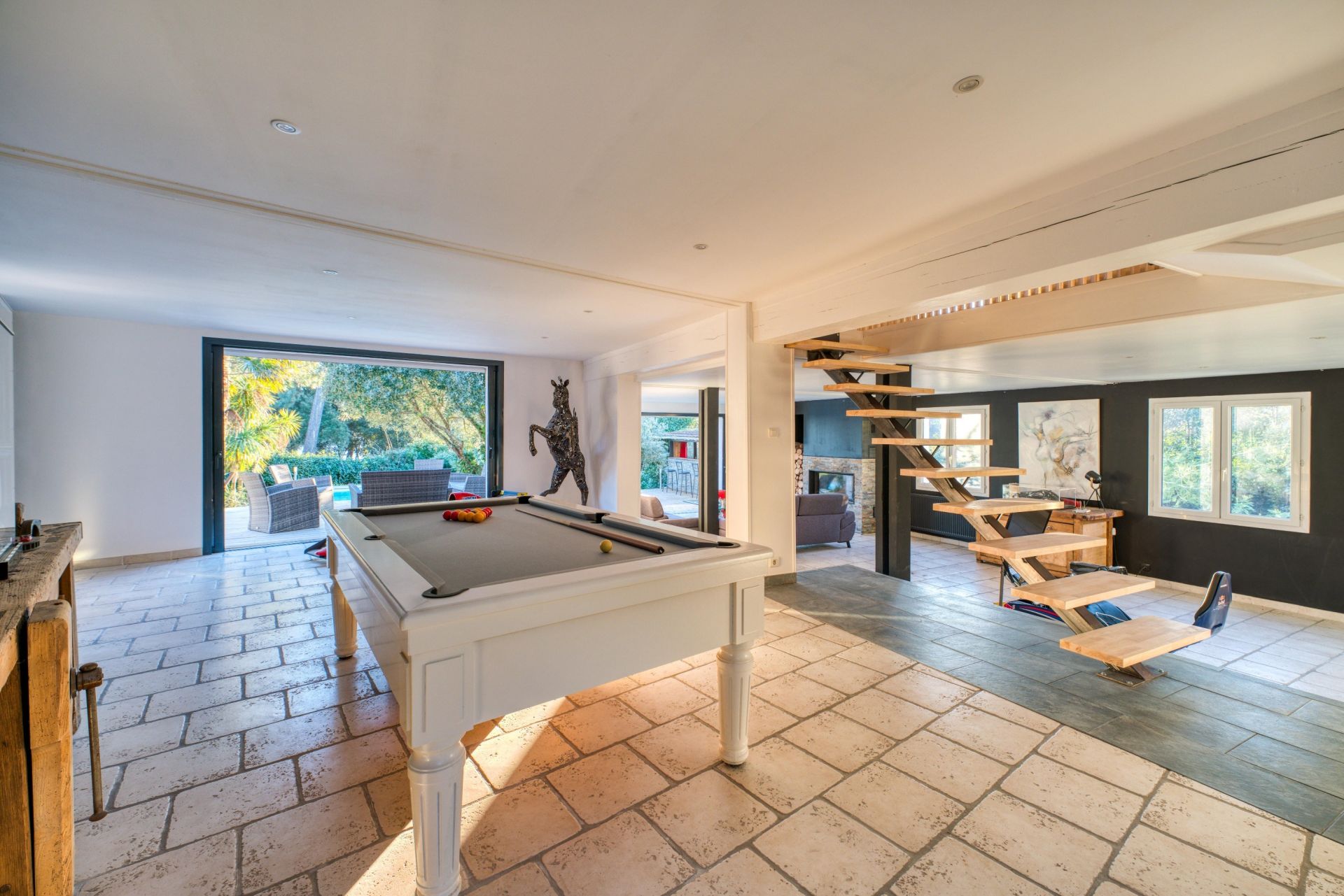 maison de luxe 7 Pièces en vente sur ST PALAIS SUR MER (17420)